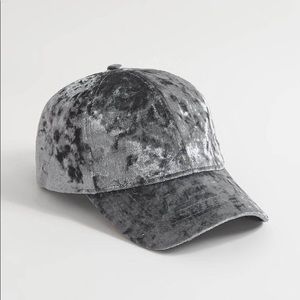 VELVET BASEBALL CAP